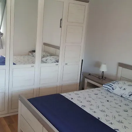 Dora Apartmán